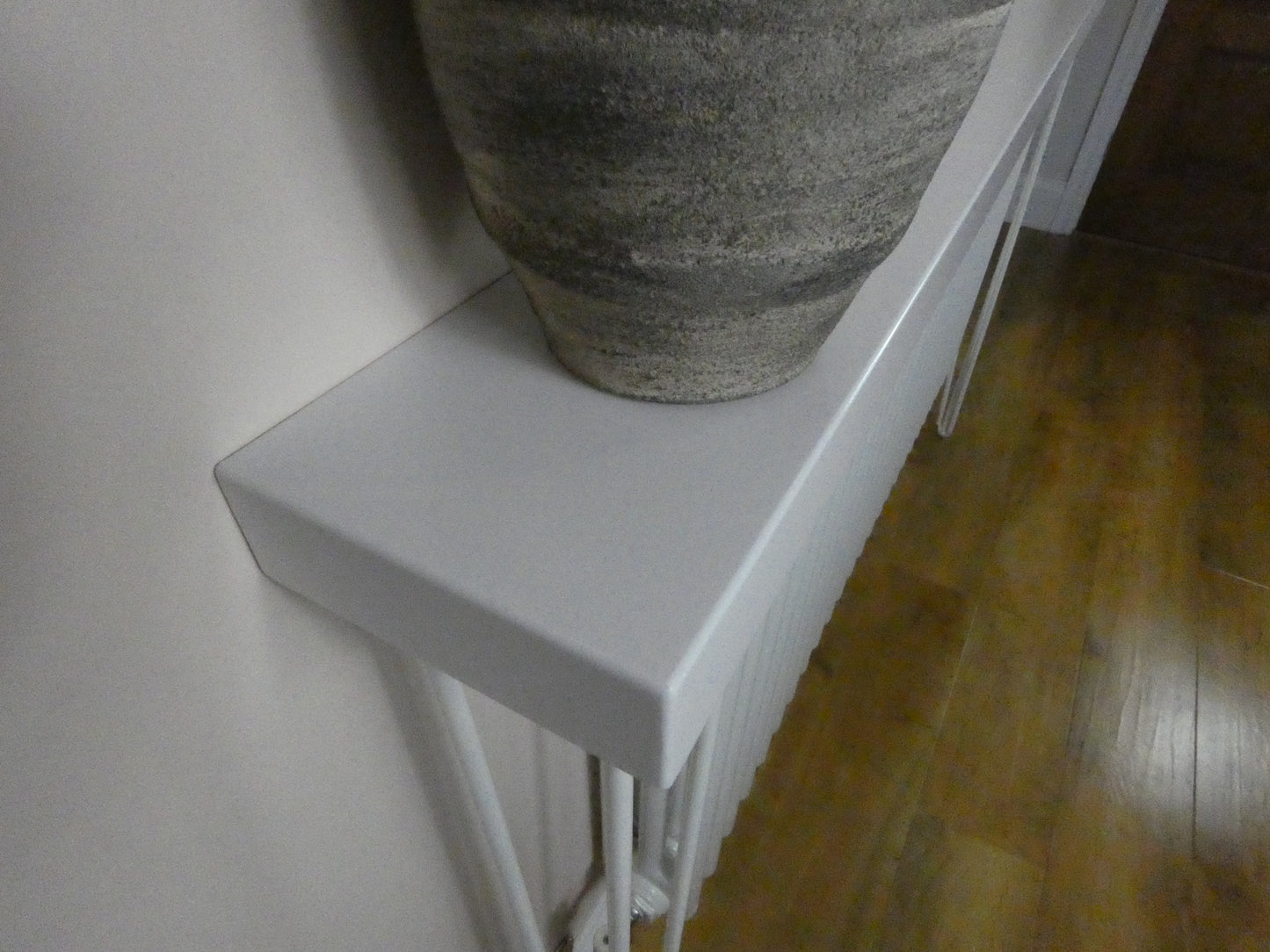 Console Radiator Table with White Hand Painted High Gloss Top and Hairpin Legs