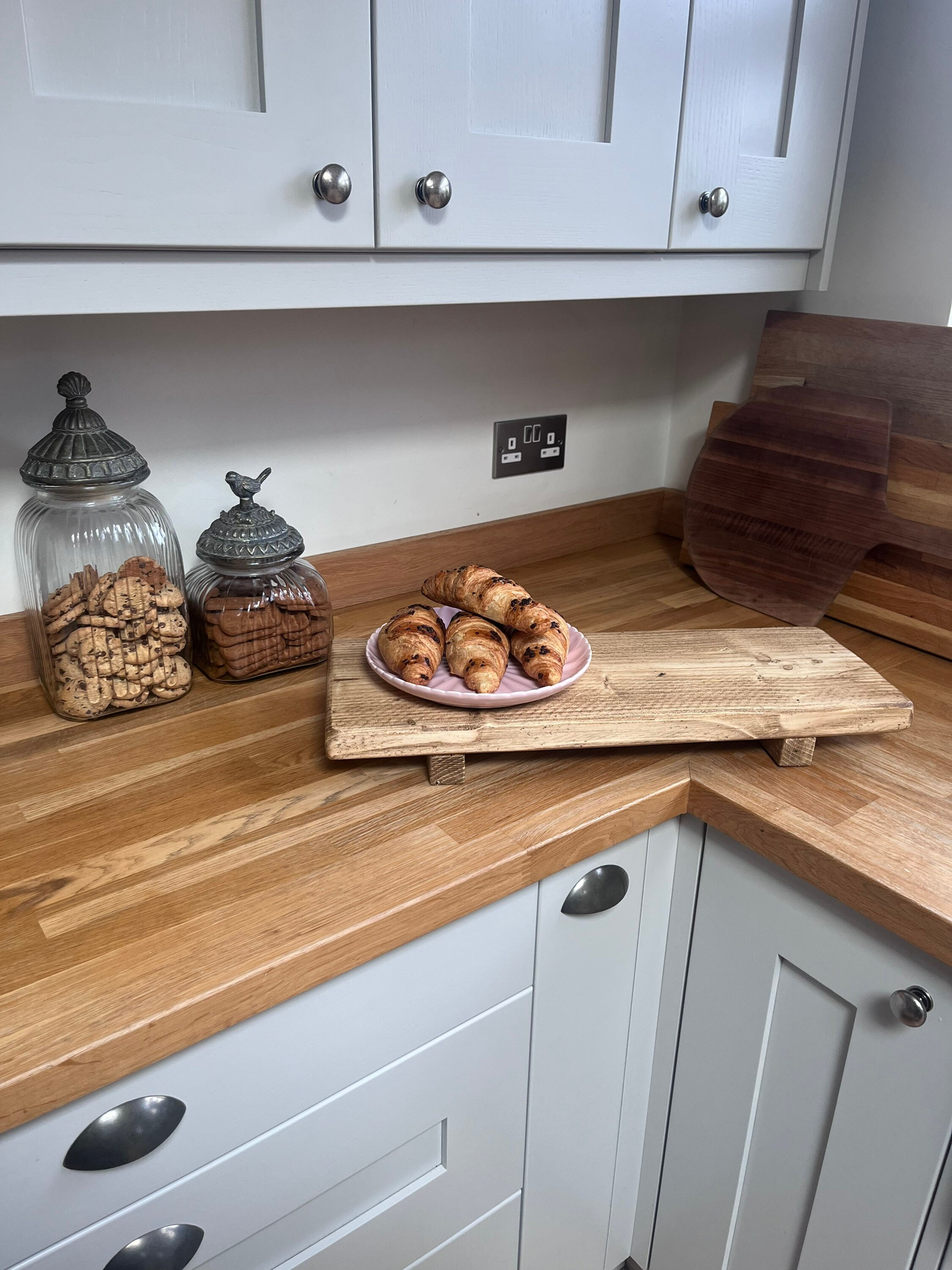 Reclaimed Style Rustic Serving Board