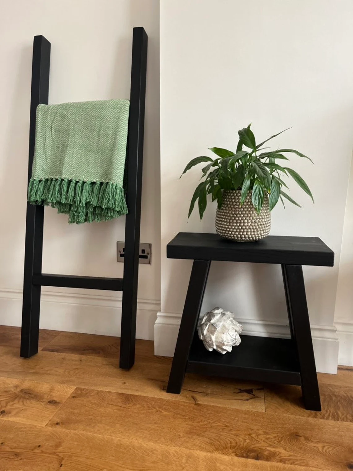 Black Hand Painted Blanket Ladder